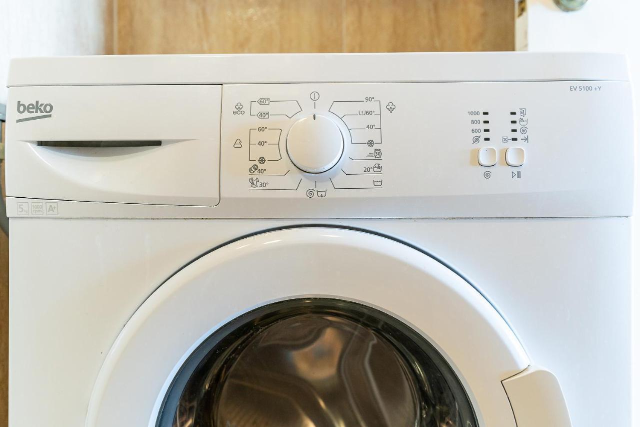 Blonzu Tanzania Apartment เบนัลมาเดนา ภายนอก รูปภาพ